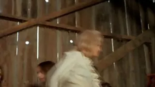 Kvinnor strippa på scenen 1972