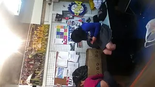 Att byta kläder (bottenlösa)