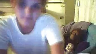 Hot girl stripping och chatta med webbkamera 2
