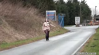 Fett amatör blottare emmas offentliga exhibitionism av voyeur bbw