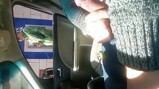 Frågade för en hand.