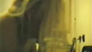 Gammal fru blir knullad av yngre älskare
