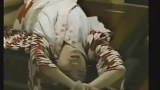 Bunden asiatiska milf
