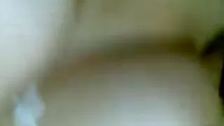 Indisk kvinna blottande