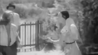 Överraskande naket under en 1958 franska filmen
