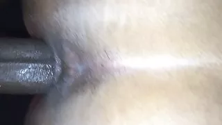 Lång dildo bultande saftiga fitta