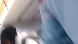 Mini short en el metro